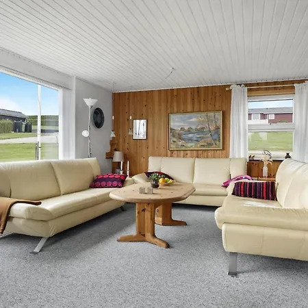 Pet Friendly In With Kitchen Holiday home Lemvig