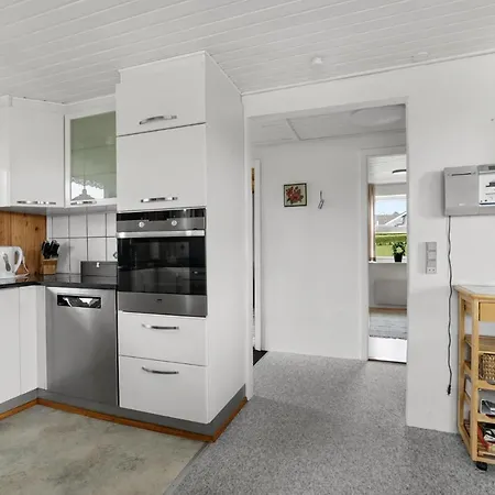 Pet Friendly In With Kitchen Holiday home Lemvig