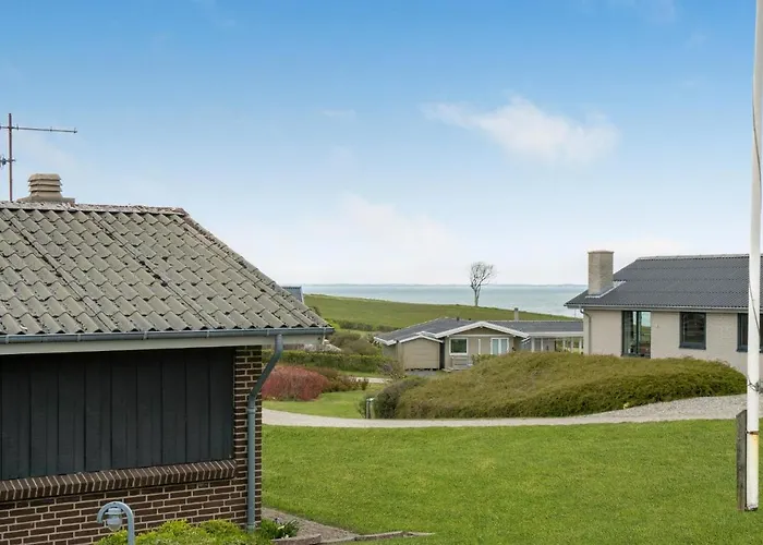 2 Bedroom Cozy In Ferienhaus Lemvig